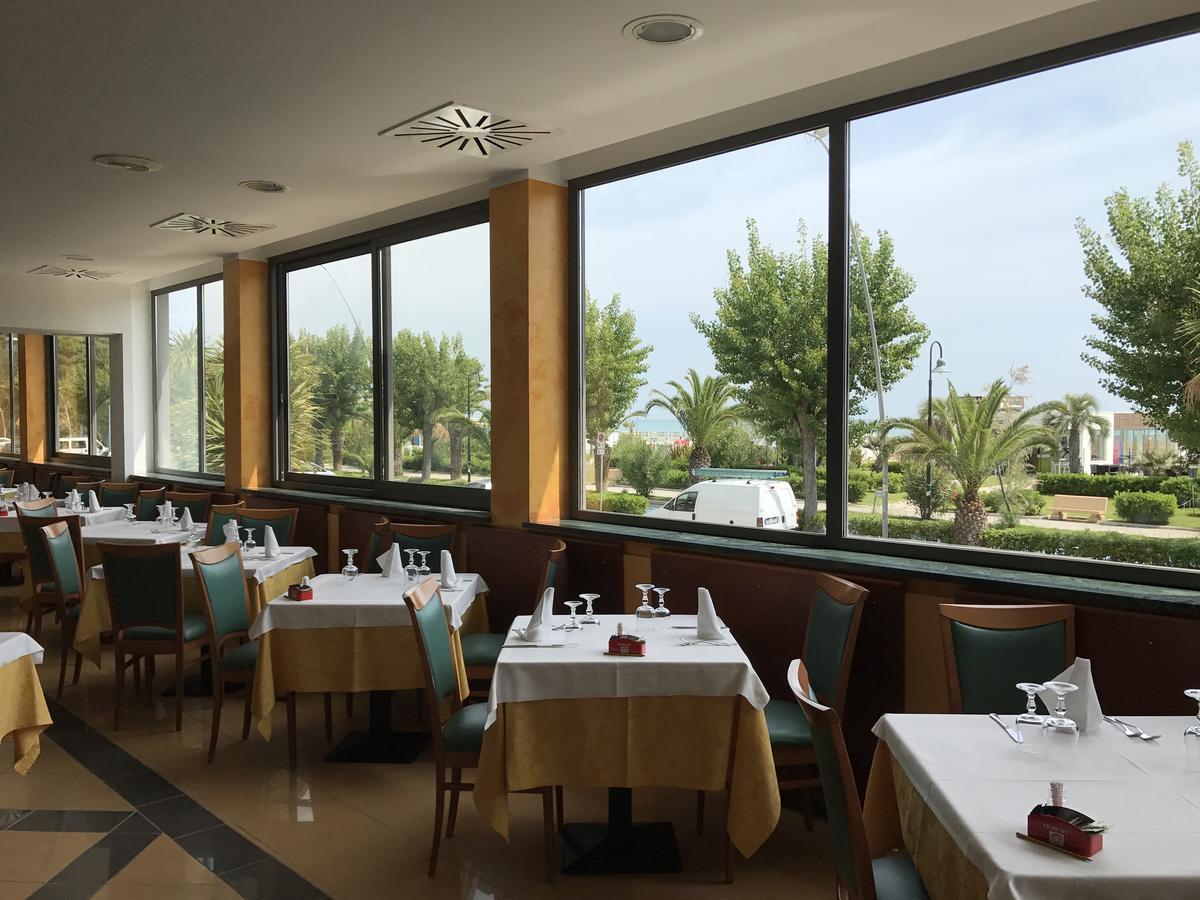Hotel Atlas Alba Adriatica Eksteriør bilde