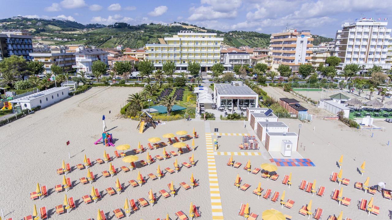Hotel Atlas Alba Adriatica Eksteriør bilde